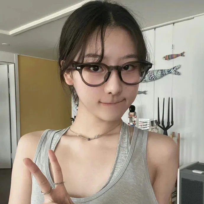 波丽士很忙